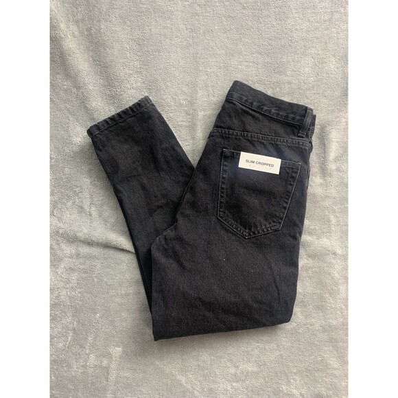 ZARA JEANS WOMENS BLACK CROPPED FIT HIGHRISE **READS SIZE 30 FITS LIKE SLIM 28** - Picture 1 of 9